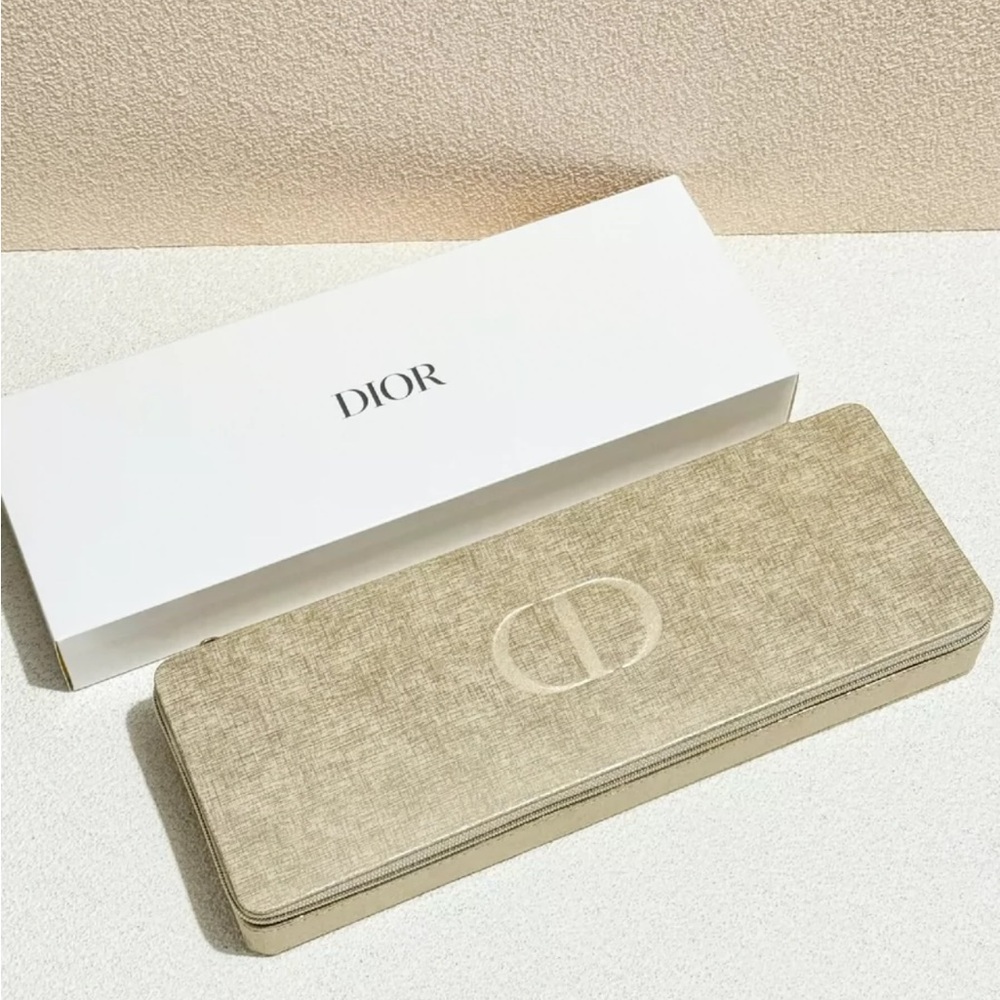 DIOR beauty jewelry box NIB offer welcome